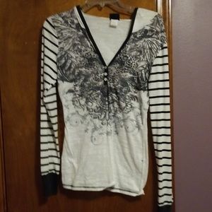 Daytrip Lightweight Hooded Shirt